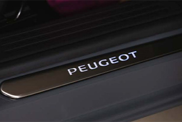 Zócalo de puerta LED Peugeot 208